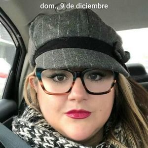 Meet your Posher, Keyla